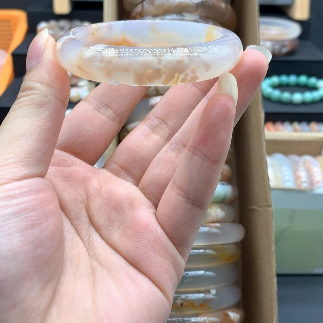 【闪购商品】手镯玛瑙/玉髓未镶嵌久*