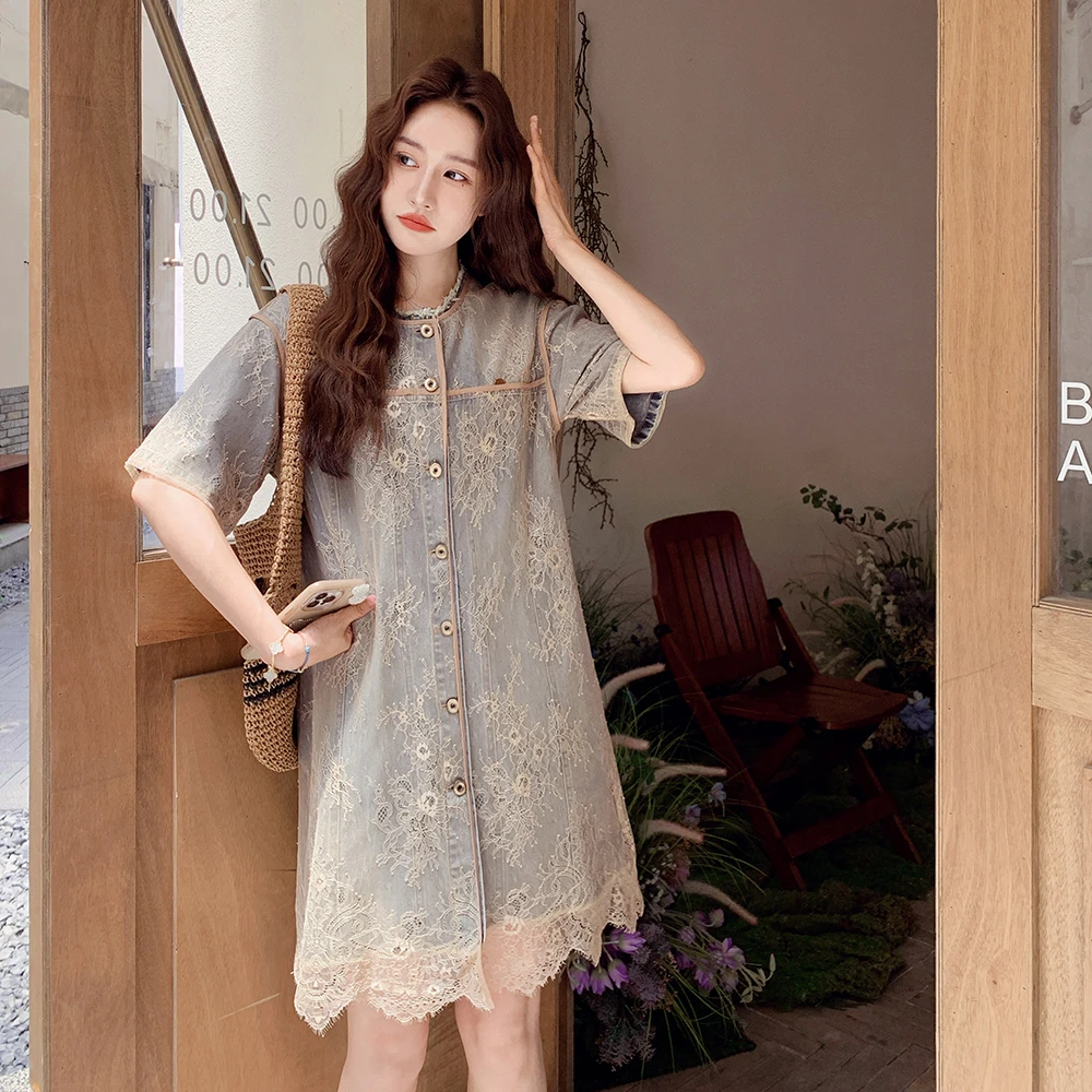 蕾丝拼接浅色牛仔连衣裙女夏季2025新款复古高级感小个子提花裙子