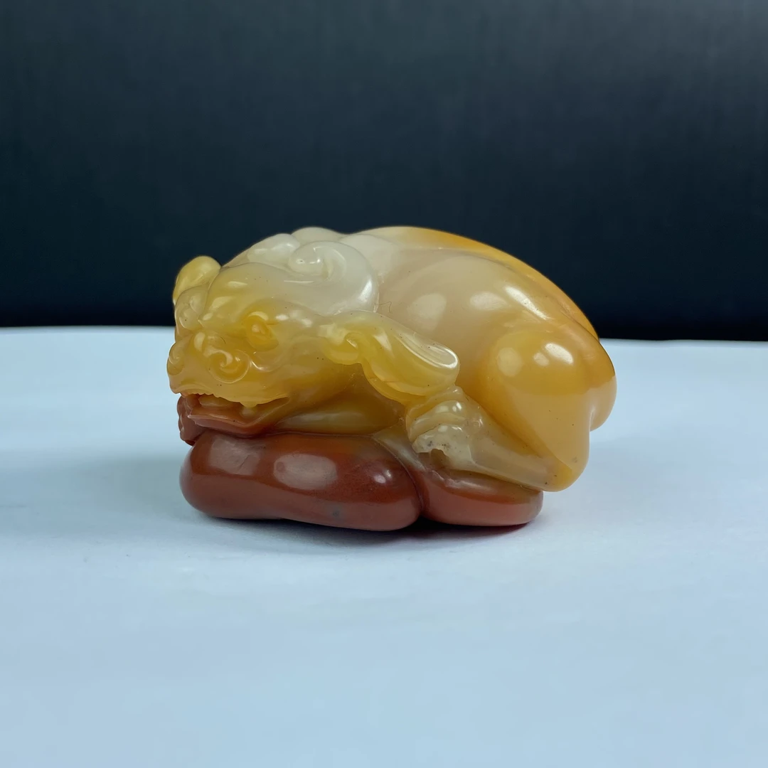 TW6017 寿山石招财瑞兽
