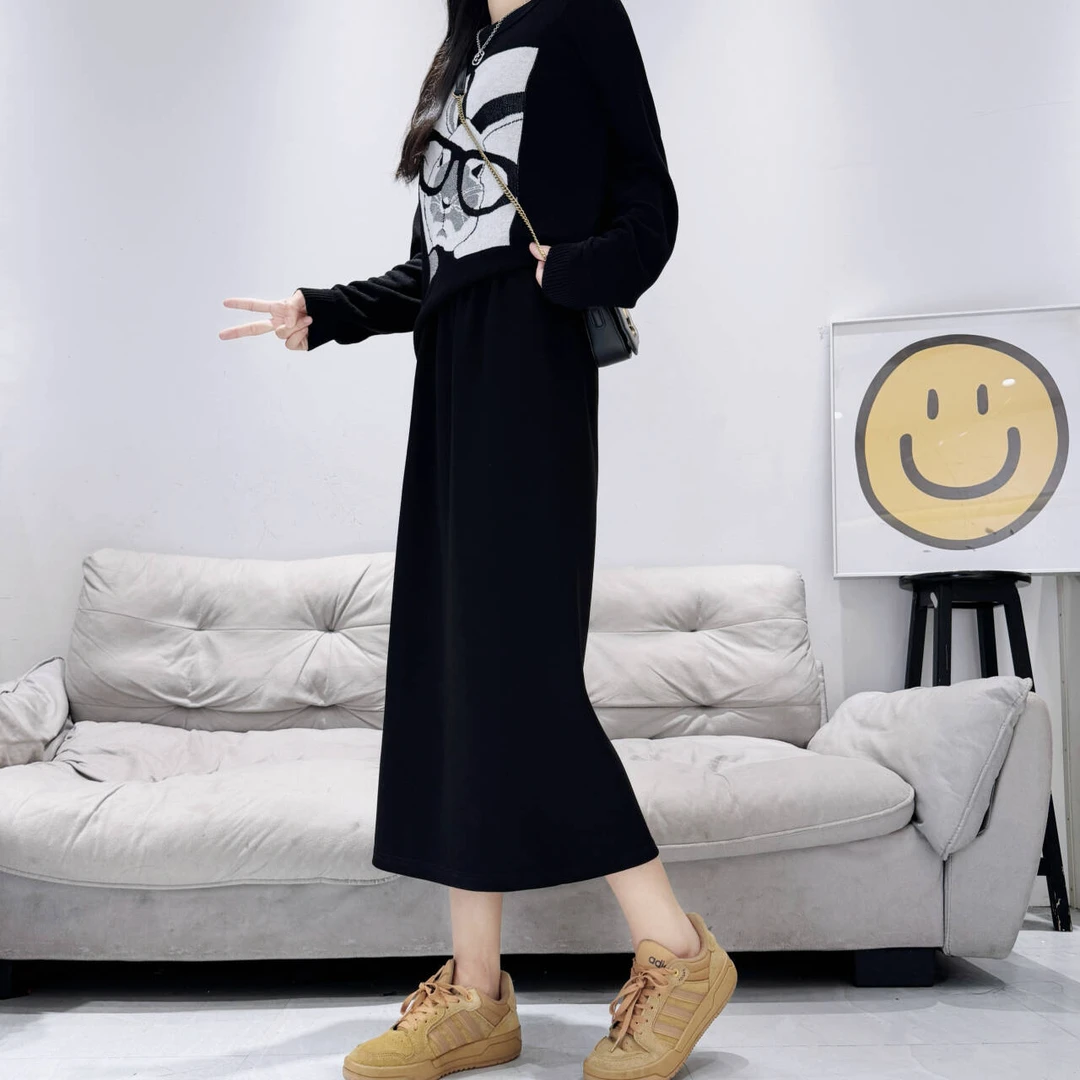 【店夫人定制】2025早秋 巨显瘦 巨百搭 巨好看的直筒后开叉半身裙