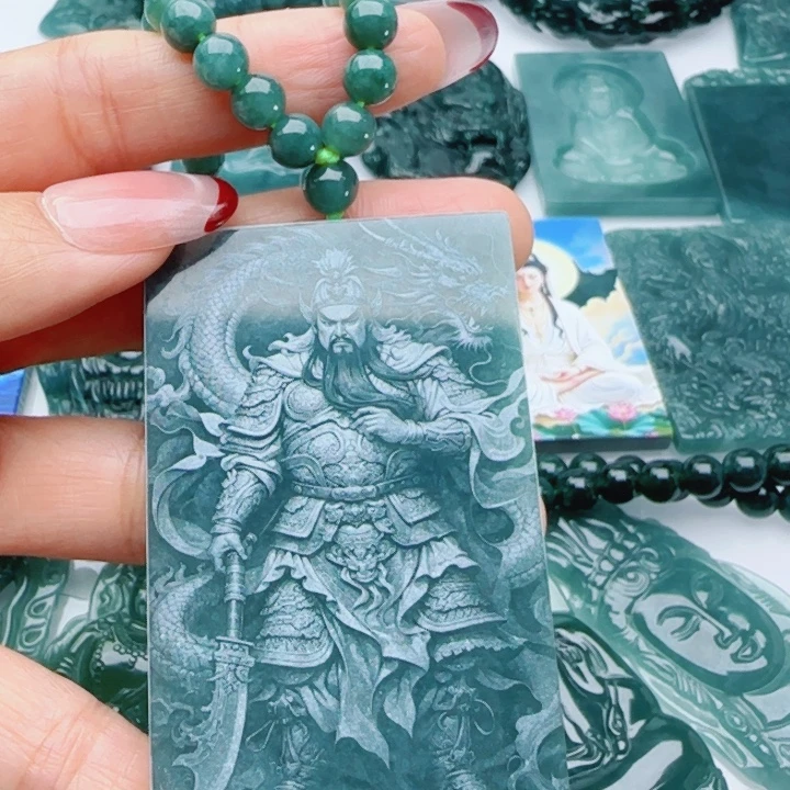 翡翠未镶嵌颈饰多样性发货天然A货翡翠