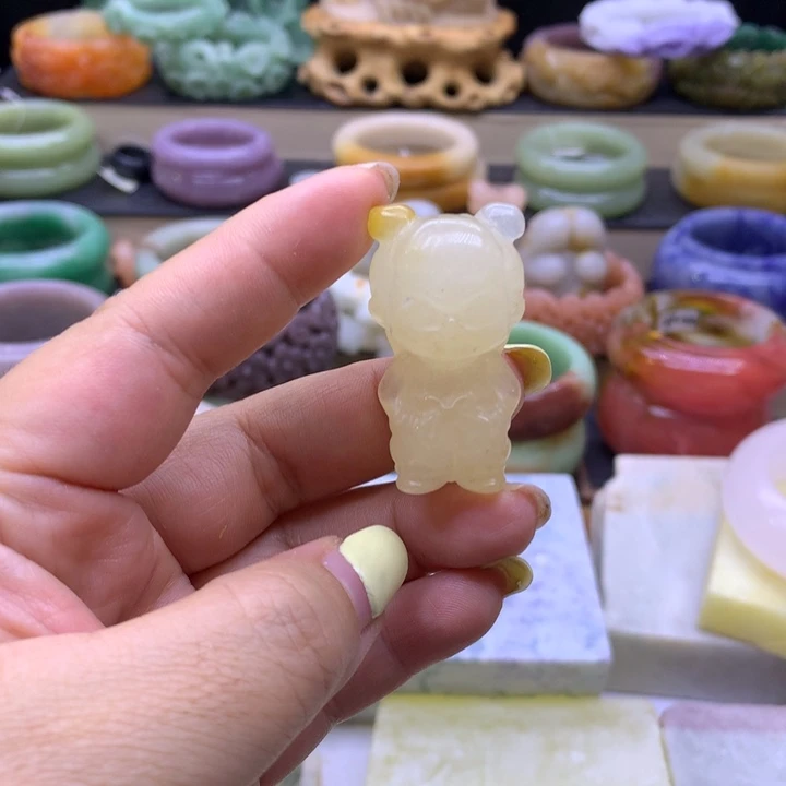石英质玉22334568990未镶嵌