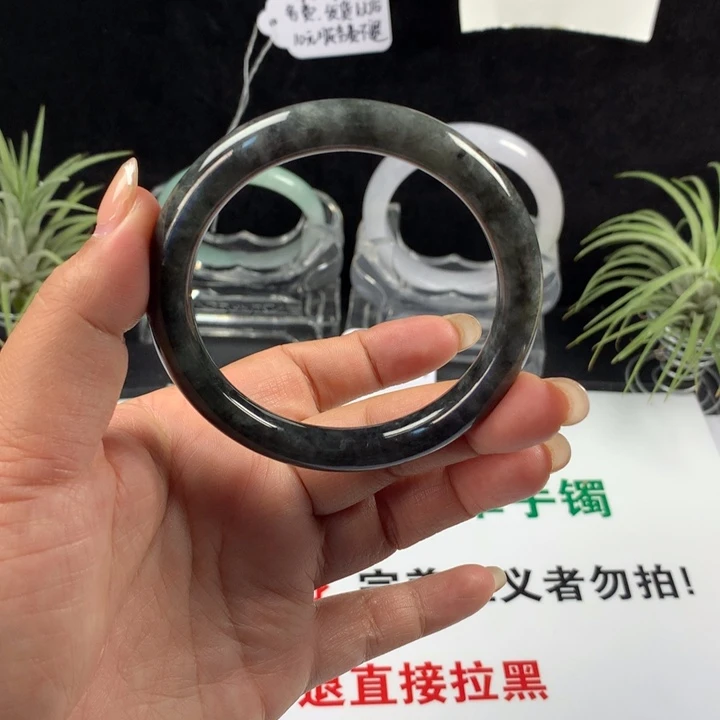 翡翠未镶嵌手镯34