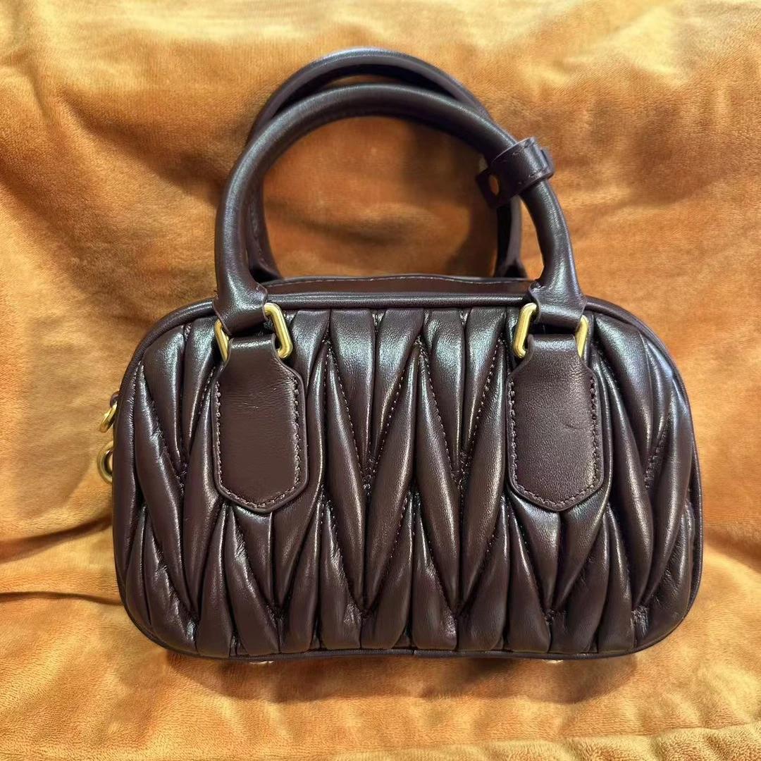 HIRMRIS手工真皮包MZ817 保保球褶皱巧克力 小保保