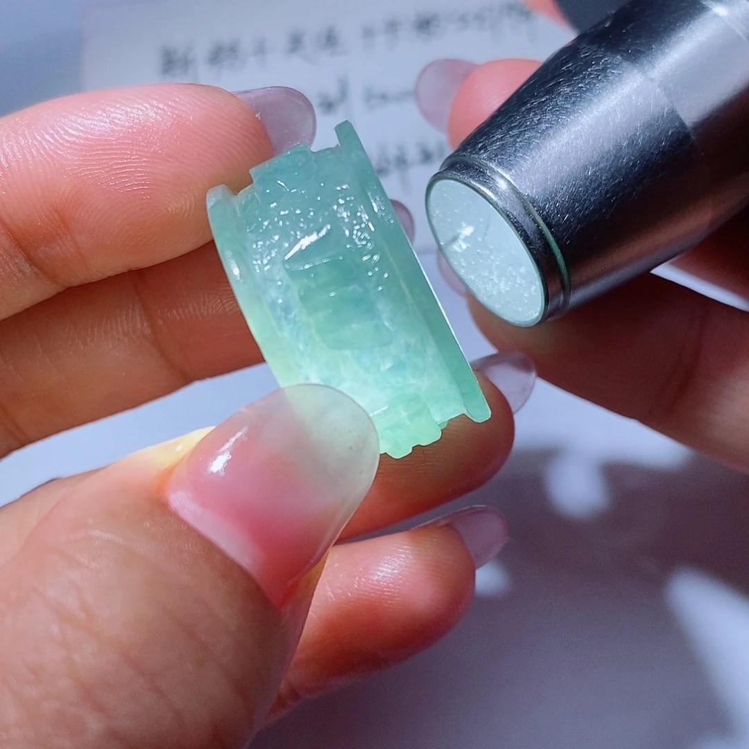 定制翡翠未镶嵌翡翠