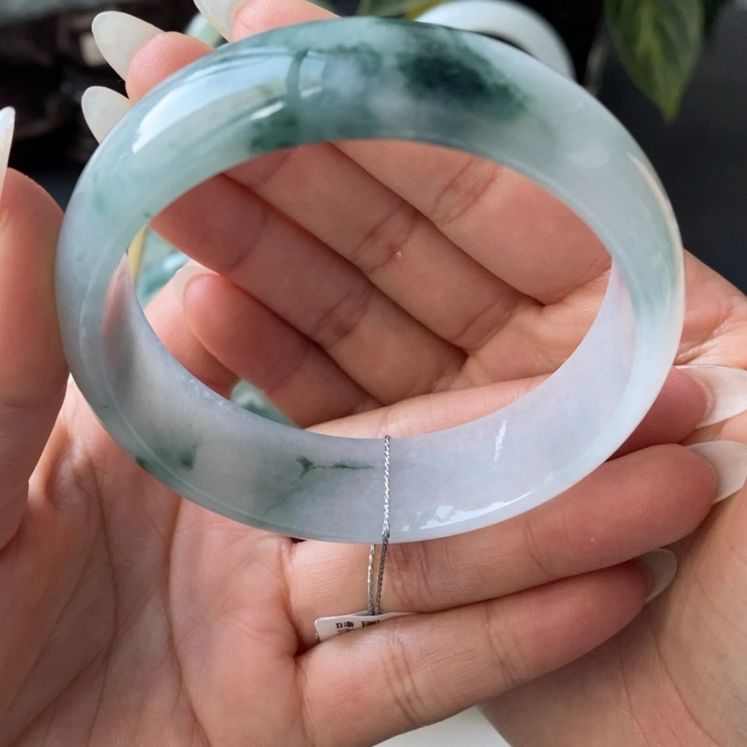 翡翠未镶嵌手镯天然