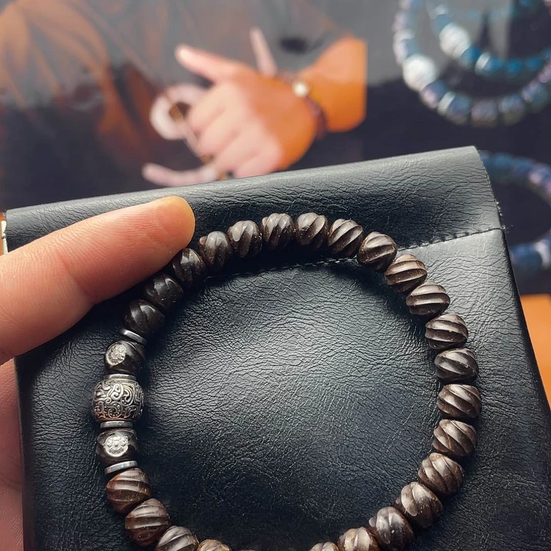 椰蒂手串8扭扭貔貅