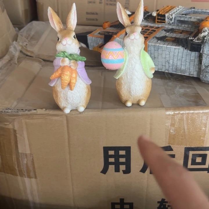 瓷片彼得兔一对样品