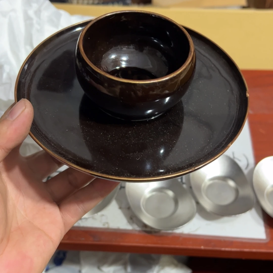 终***侠摆件陶瓷制品加工技术研究