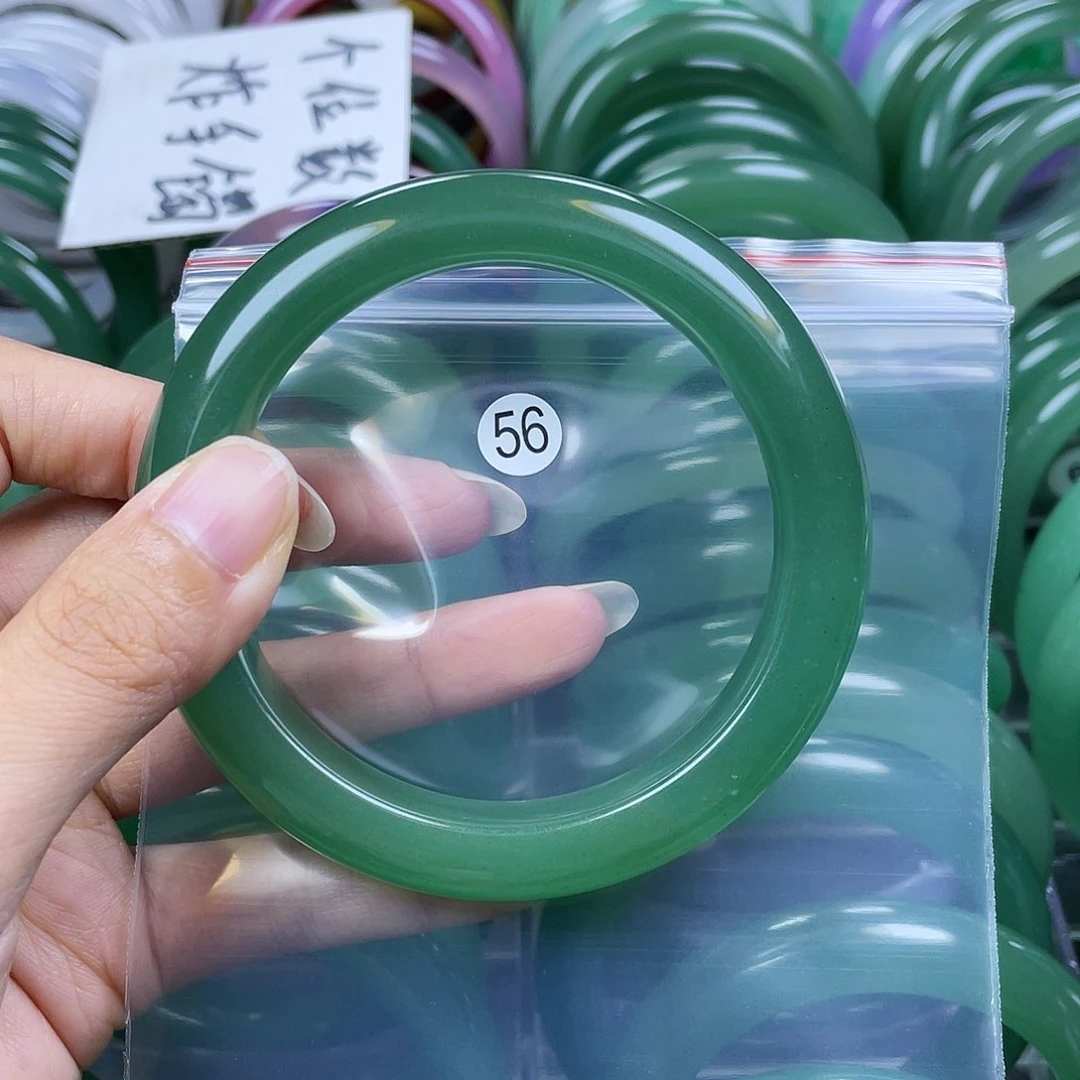 【闪购商品】未镶嵌手镯石英岩玉62