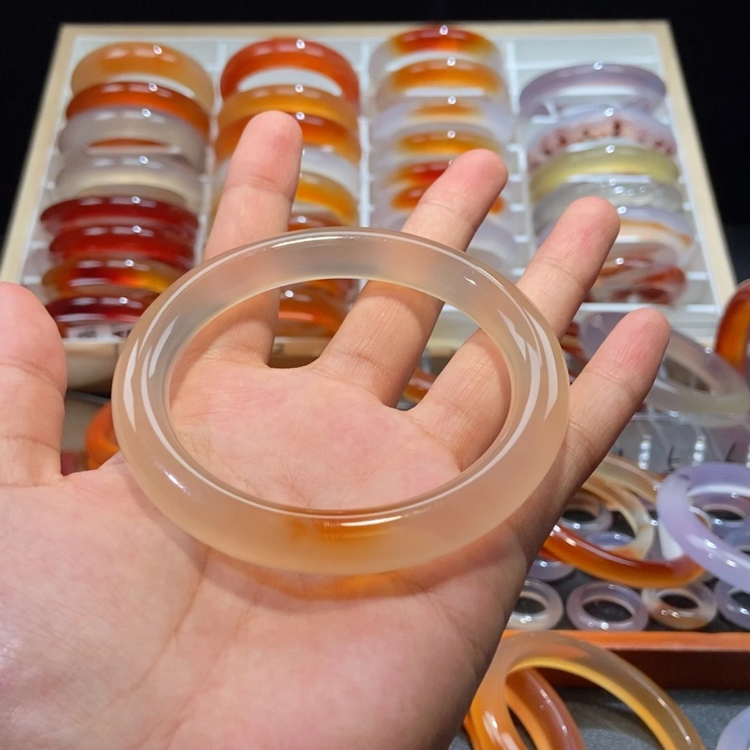 *****玛瑙/玉髓手镯未镶嵌