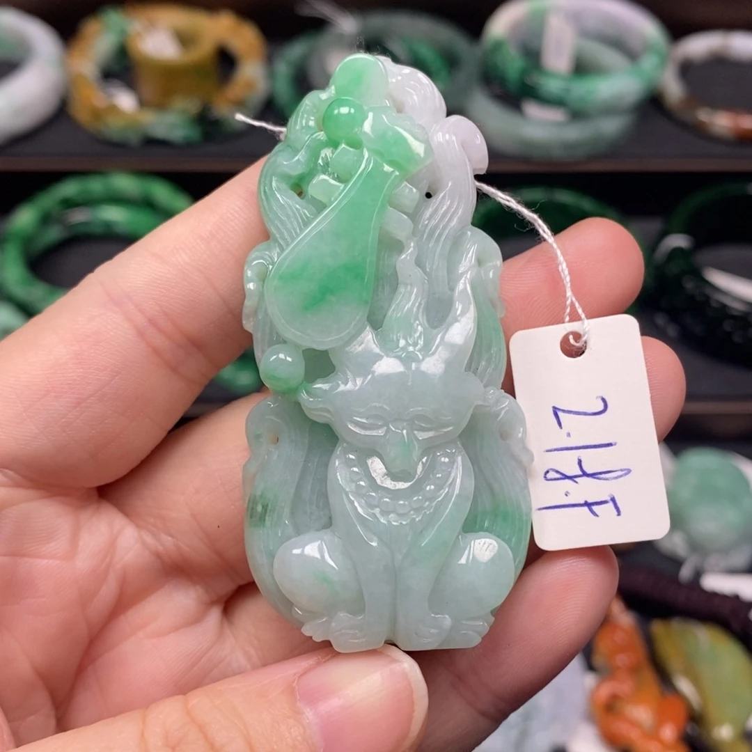 翡翠颈饰未镶嵌九尾狐31号