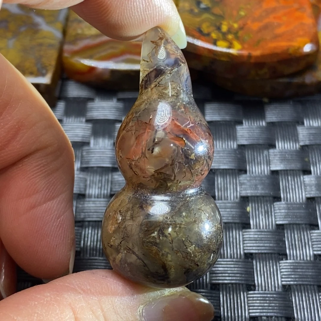 玛瑙/玉髓挂件未镶嵌?****，