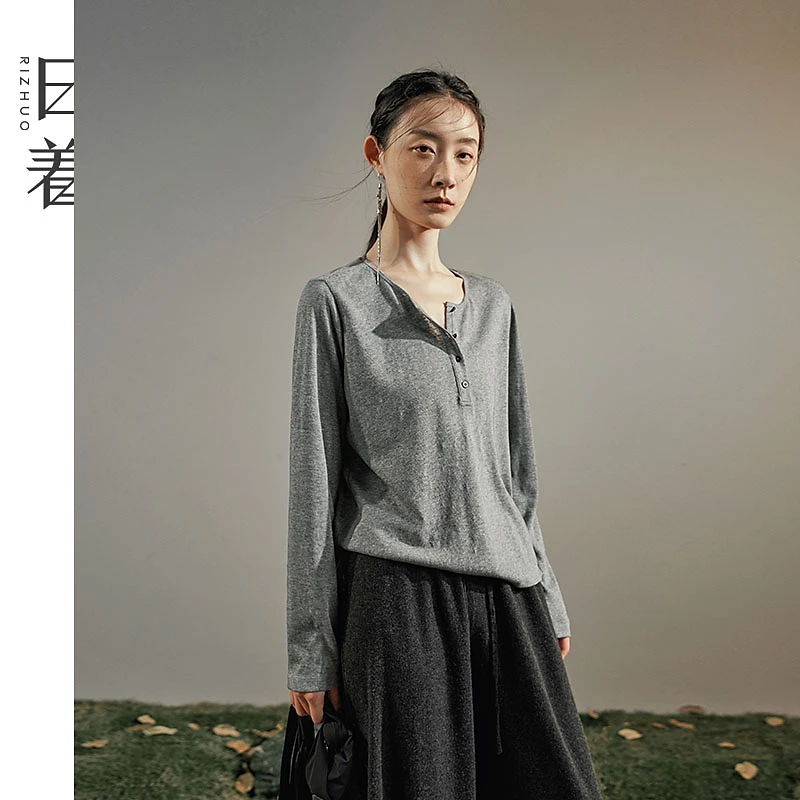 日着侠圆领针织长袖T恤2025新款排扣打底上衣女RD8336T0 RD8337T0