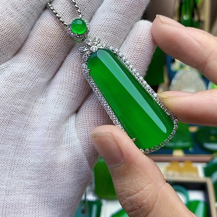 玛瑙/玉髓吊坠未镶嵌