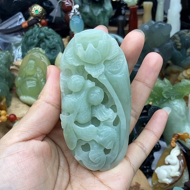岫玉未镶嵌手把件