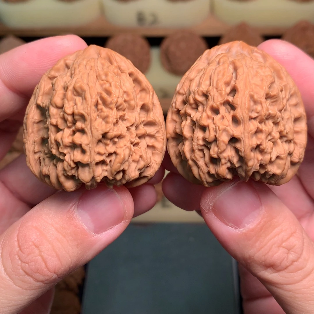 文玩核桃吊坠41涿鹿三角南将石全品45g