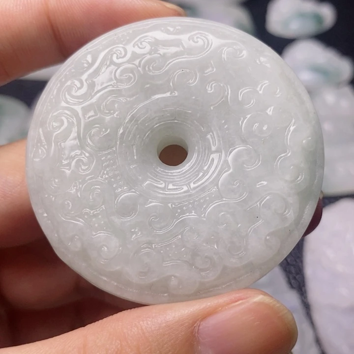 翡翠未镶嵌颈饰天然翡翠A货