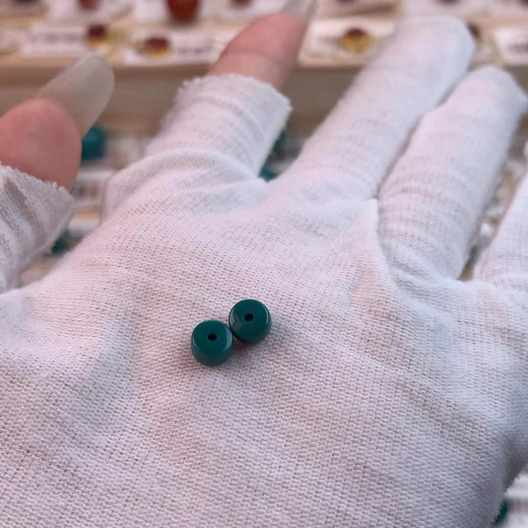 大***黑绿松石未镶嵌配饰柯