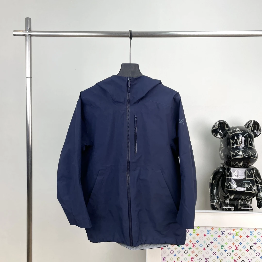 99新 ARC'TERYX/始祖鸟 2847/xRALLE Jacket纯色连帽软壳冲锋衣