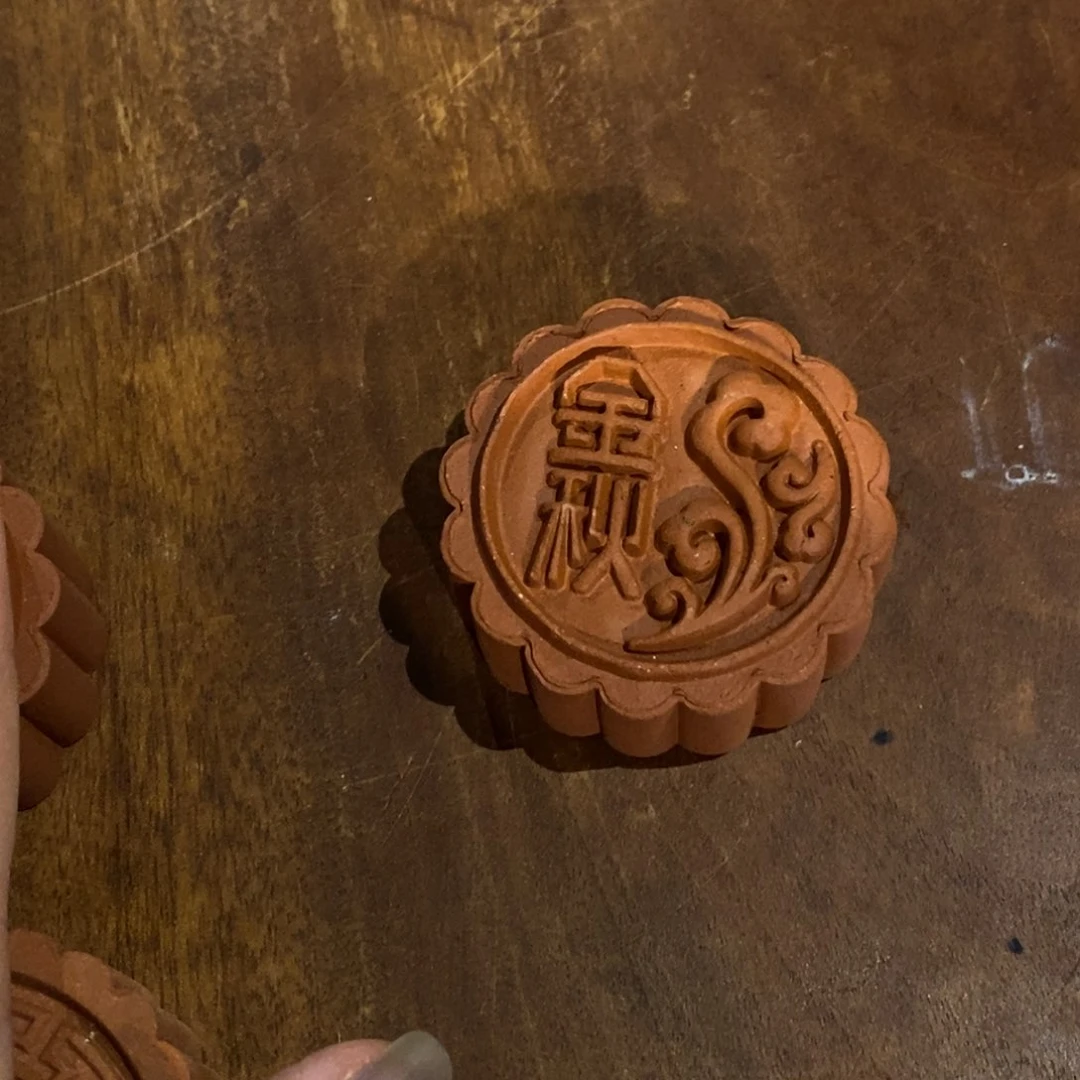 微瑕陶瓷。