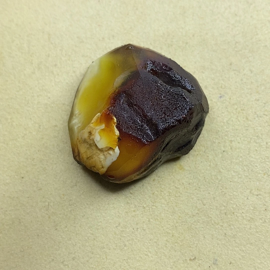 定制蜜蜡未镶嵌梨