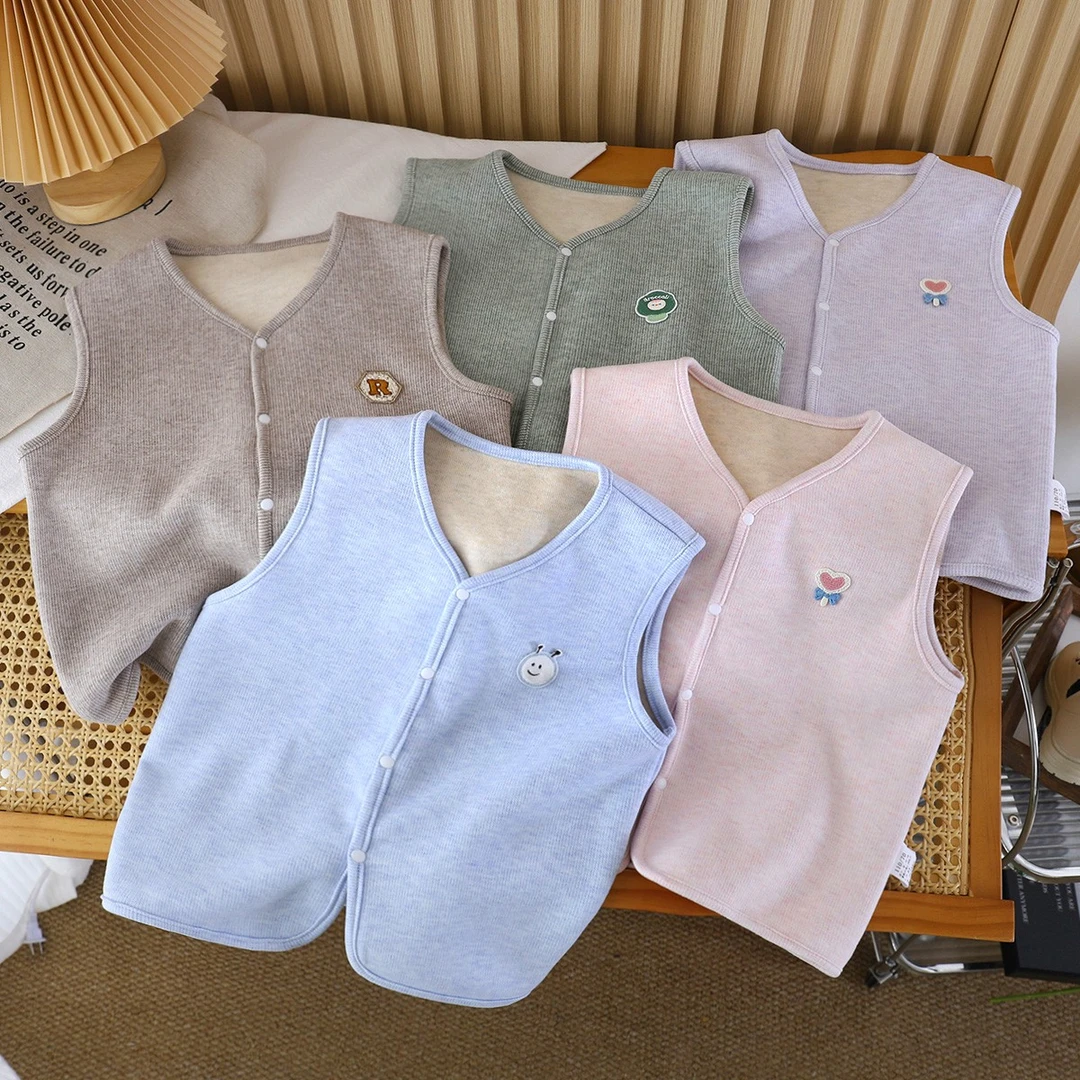 2025秋冬新款儿童羊绒蚕丝小马甲柔软保暖宝宝校服神器