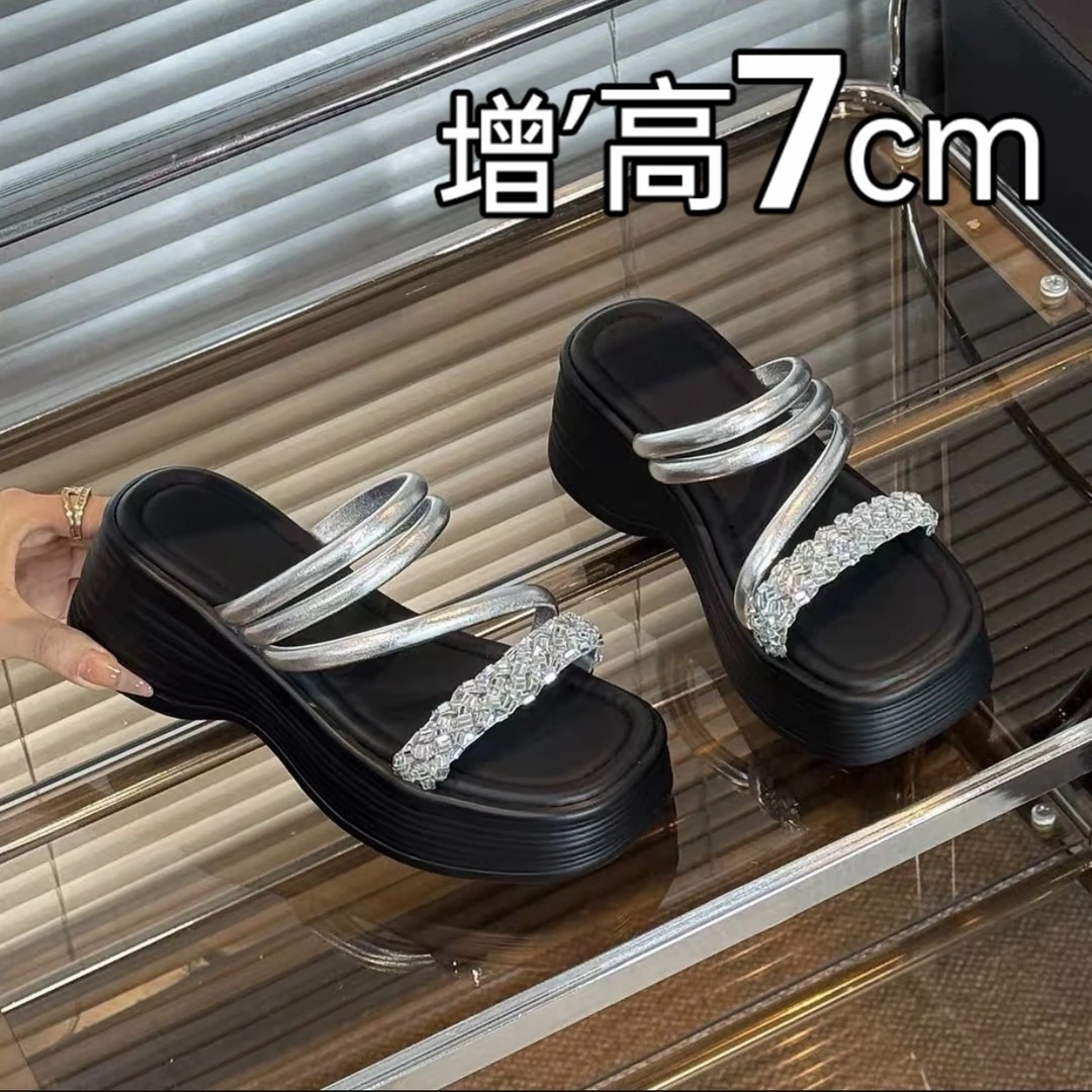 厚底增高小个子时尚百搭带钻凉拖鞋女2025夏季新款韩版外穿一字拖