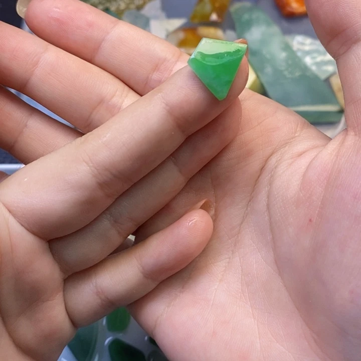 未镶嵌定制翡翠翡翠