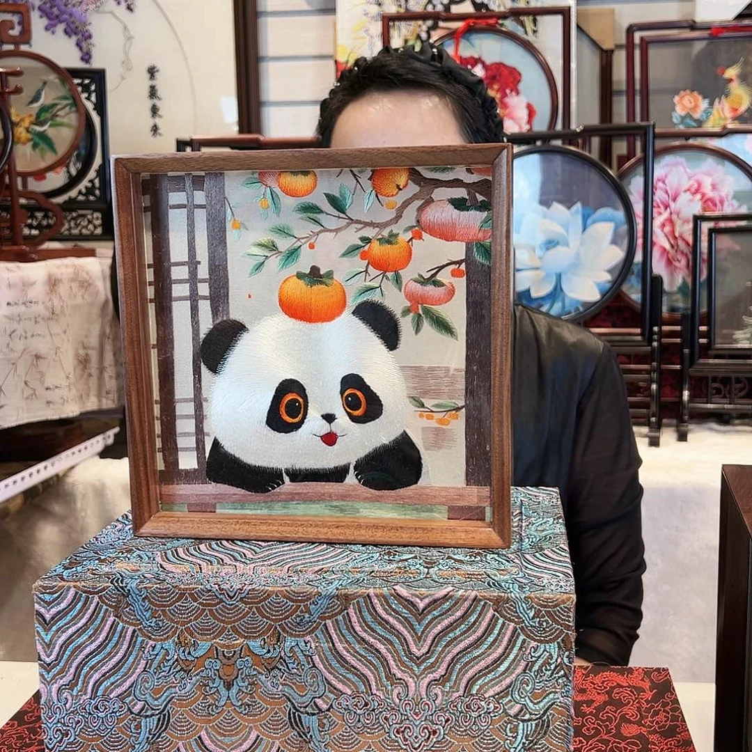 织绣苏绣摆台胡桃木