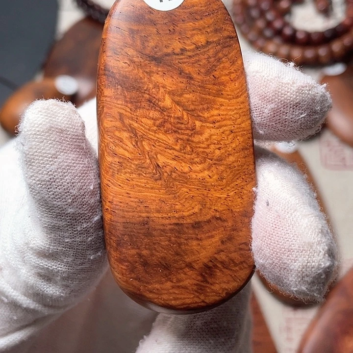 黄花梨/降香黄檀海南黄花梨随行小料一个