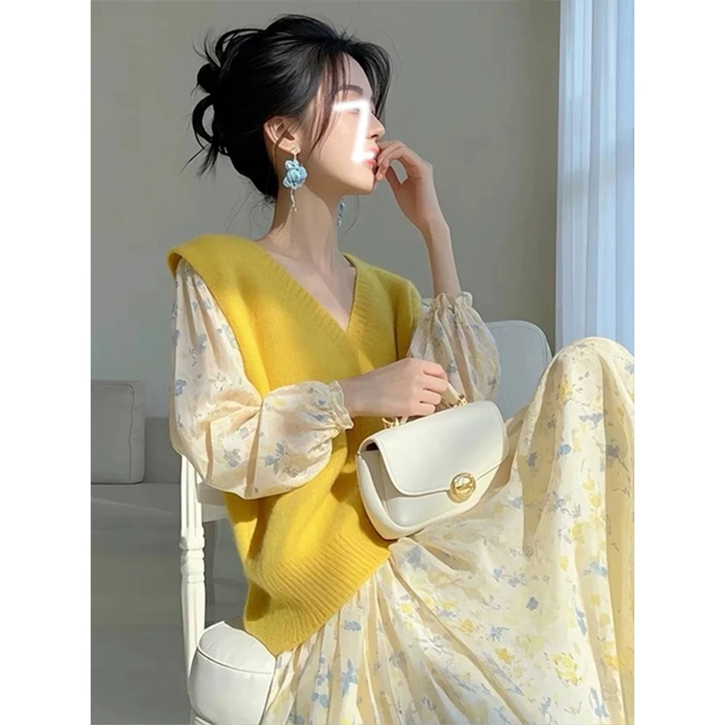 2025夏季穿搭一整套高级感甜美减龄针织马甲搭配碎花半身裙两件套