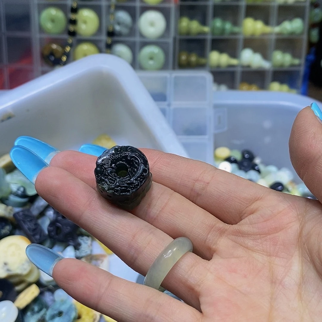 蛇纹石玉未镶嵌其他158