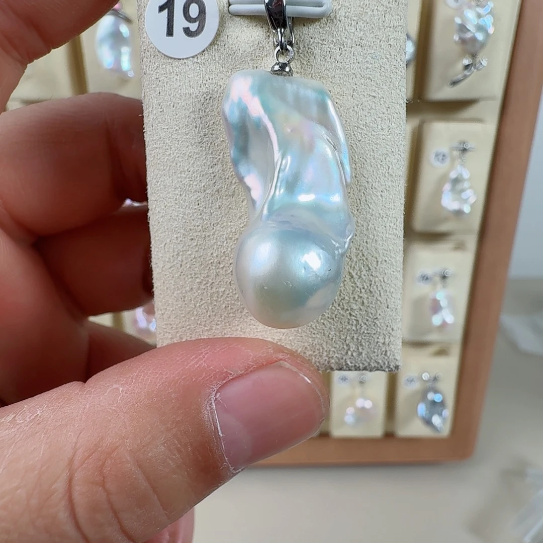 合金淡水珍珠颈饰