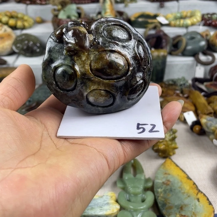 岫岩河磨玉（透闪石质玉）未镶嵌珠宝奇石