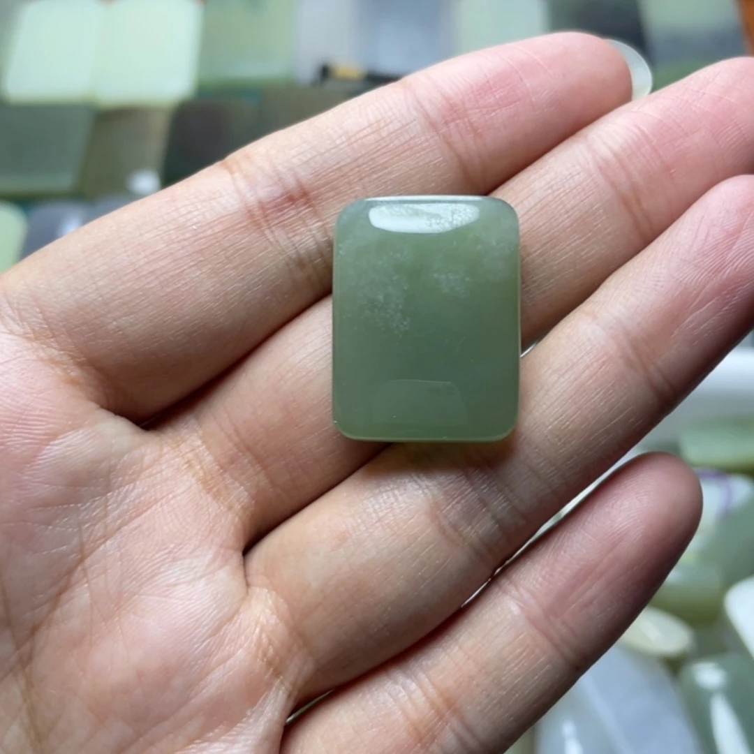 【闪购商品】颈饰未镶嵌和田玉