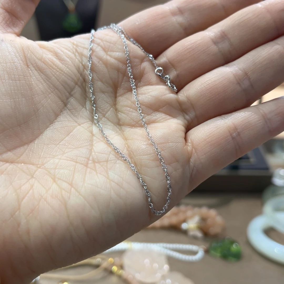 蛇纹石玉手镯未镶嵌再**遍