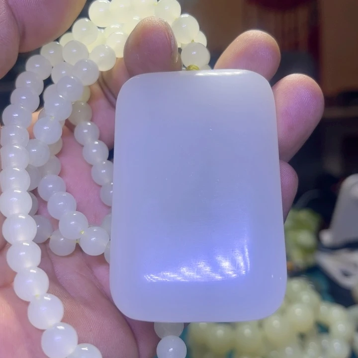 蛇纹石玉未镶嵌项链