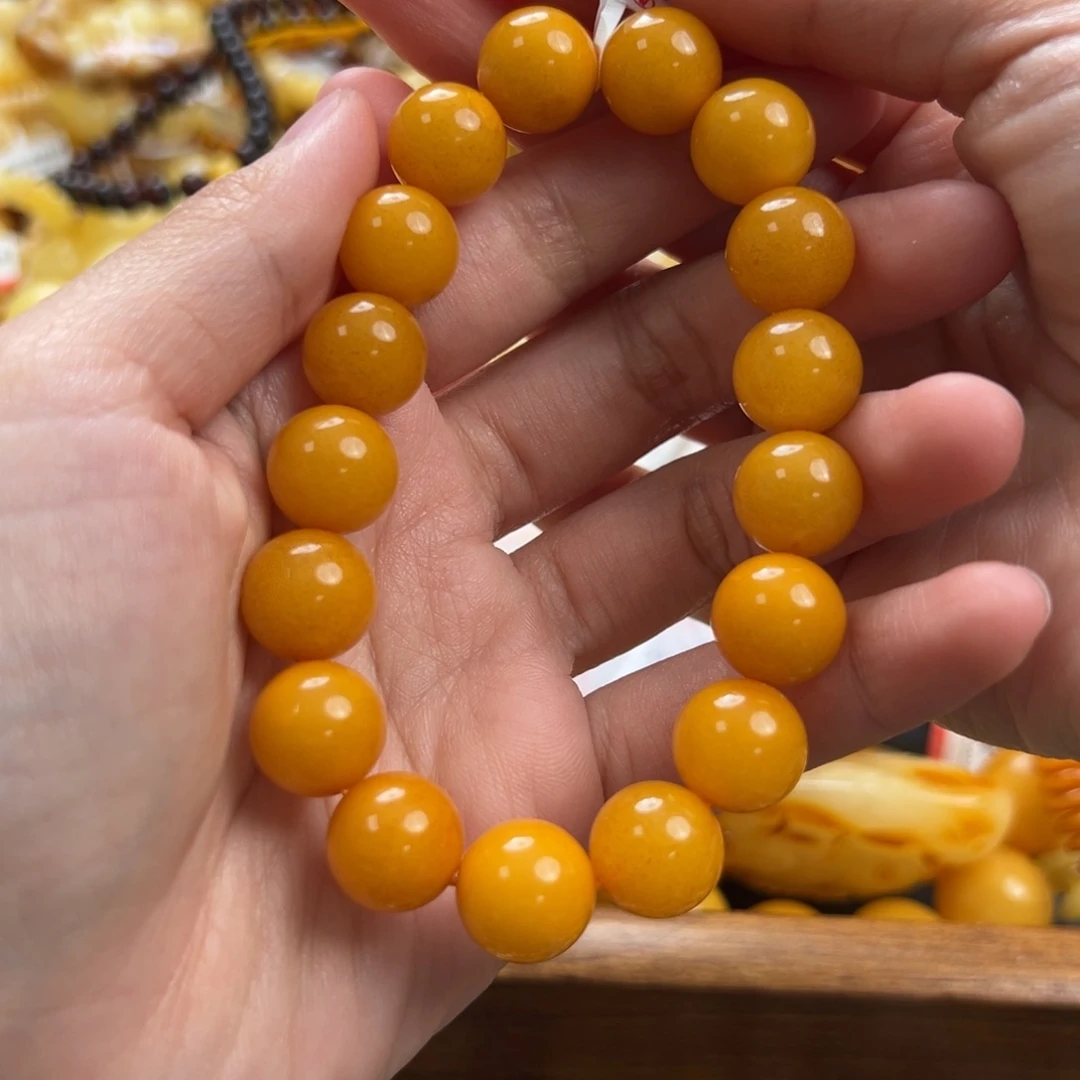 未镶嵌琥珀珠宝奇石