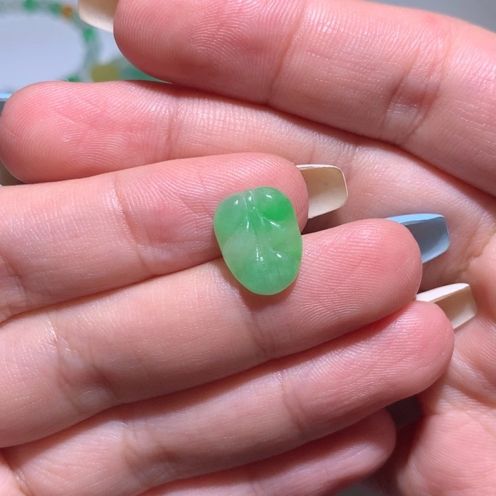 翡翠未镶嵌颈饰无镶嵌77