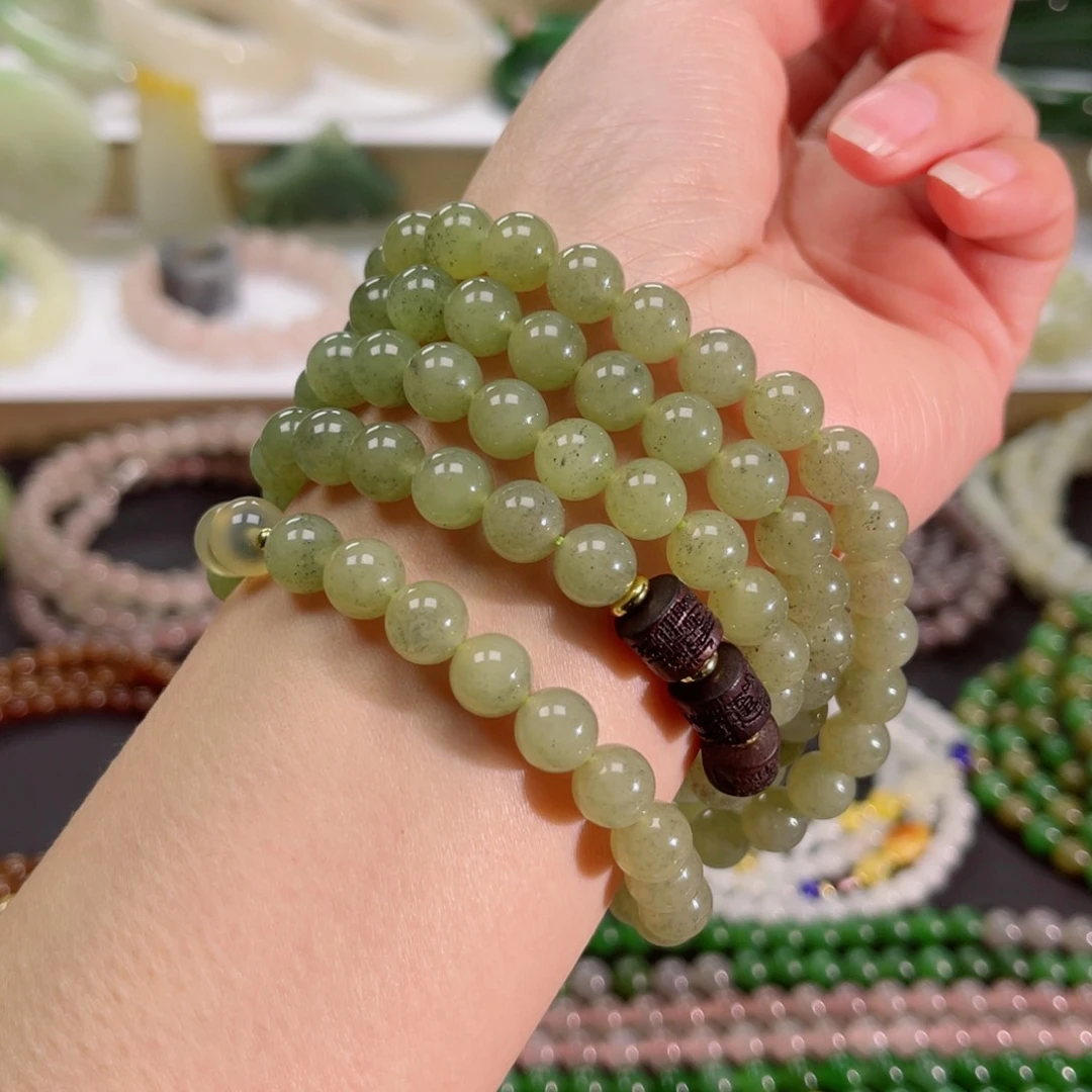 和田玉项链未镶嵌黄口点墨项链