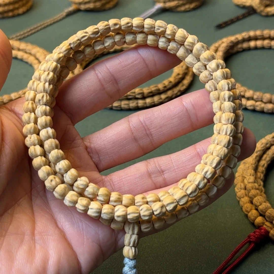 小***熊吊坠柏香籽/百香籽