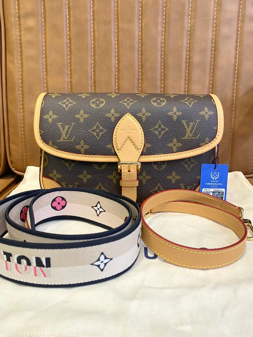 95新 LouisVuitton/路易威登 118917 lv法棍包