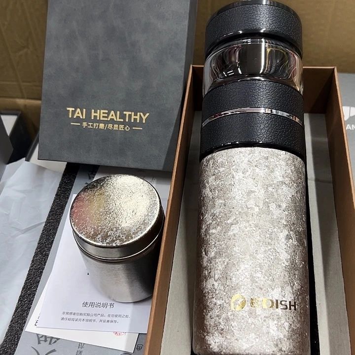 一滴水茶水分离保温杯 钛 茶叶罐