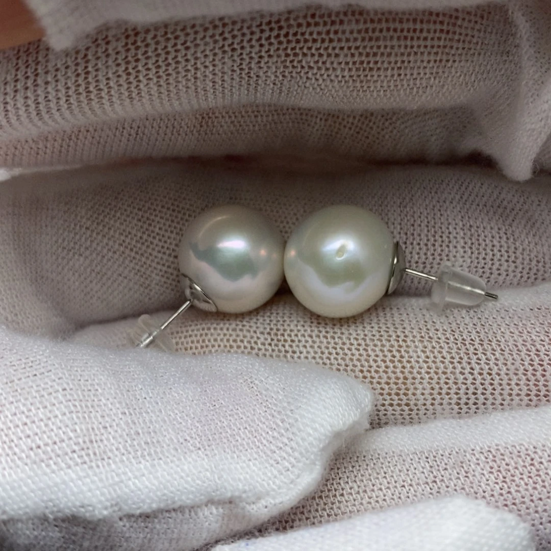 银S925镶嵌淡水珍珠耳饰梅