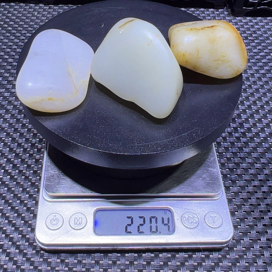 和田玉（子料）未镶嵌吊坠(不含链)220