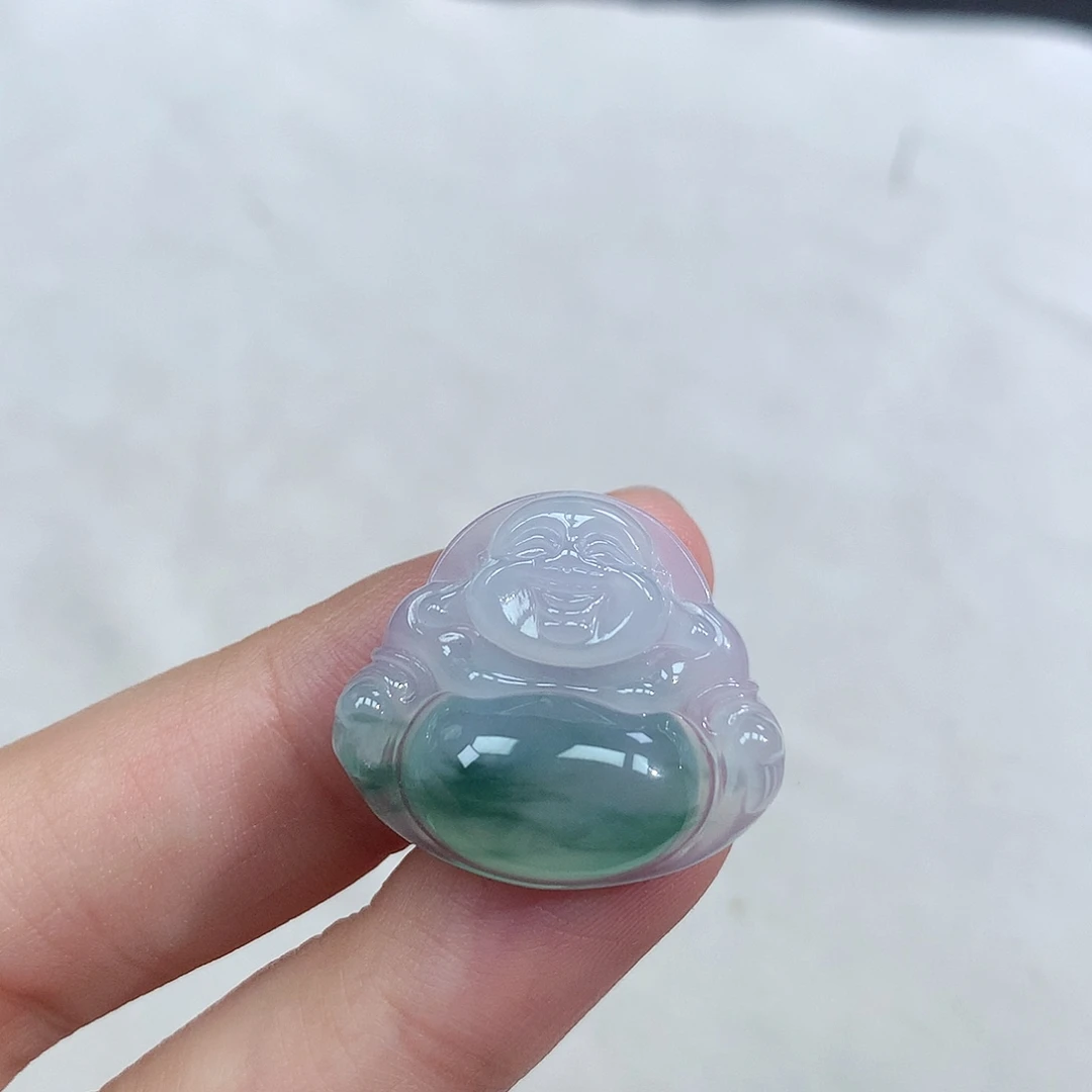 翡翠18K金镶嵌颈饰佛公