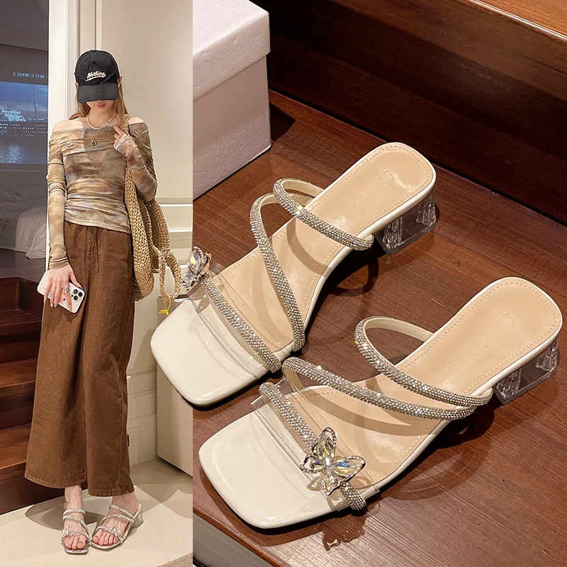 水钻粗跟拖鞋女2025夏季新款时尚水晶跟一字拖配裙子低跟凉拖