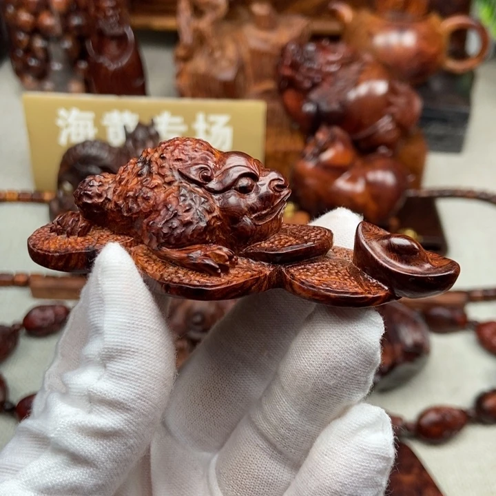 把件黄花梨/降香黄檀金蟾