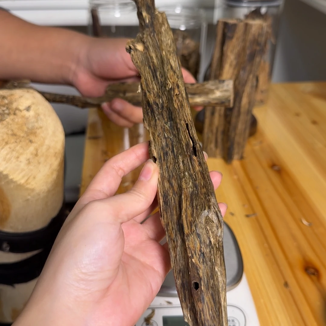 沉香白奇虫漏香78克